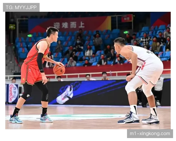 深圳马可波罗双外挡拆战术，无限换防体系限制对手传球路线